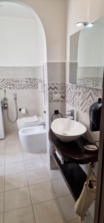 Dani'S House Apartment Cagliari Ngoại thất bức ảnh